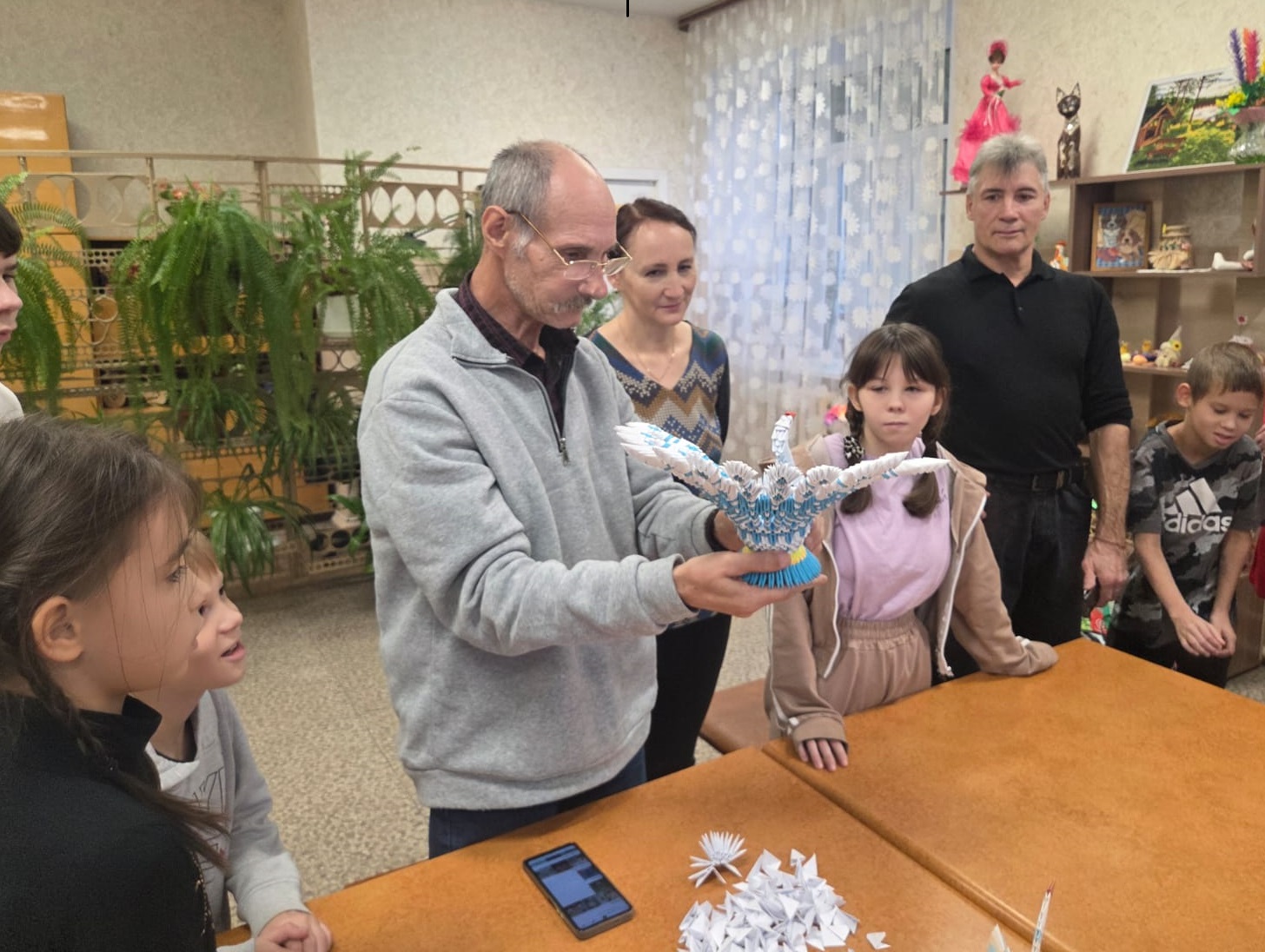 Бабушки и дедушки - внукам